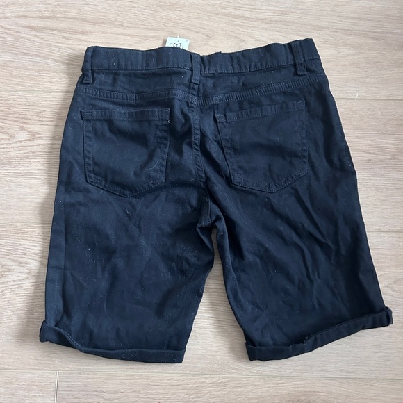 Children’s Place Girls Size 10 Black Bermuda Long Cotton Spandex Shorts NWT - Picture 3 of 4